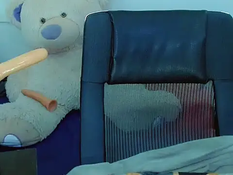 NharaBigCock online show from 03-19-26, 03:01