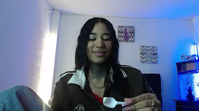 lyam ebony  online show from 11-27-25, 04:02