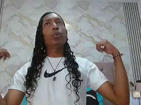 MiaCoock online show from 01-13-26, 01:15