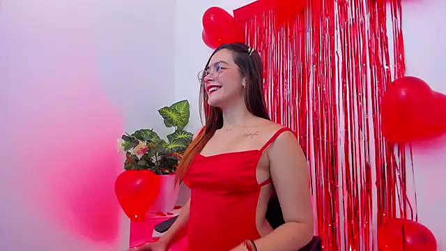 SaraAlvarezx online show from 02-15-26, 05:08