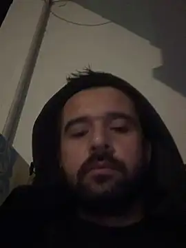 Snapshot of NiktirGit31 chatting on 11-04-25, 06:11 NiktirGit31 online show from 11-04-25, 06:11