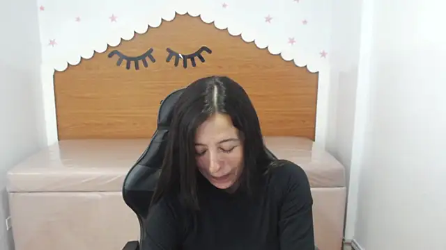 scarlett percy t online show from 02-24-26, 07:48