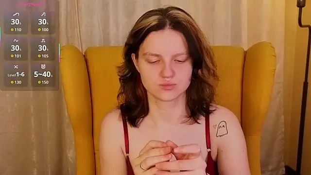 LatinaHuguenin online show from 02-26-26, 06:52