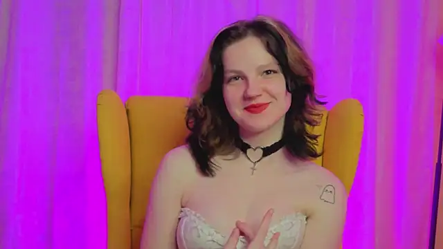 LatinaHuguenin online show from 03-27-26, 07:04