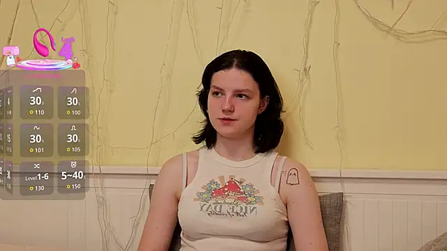 LatinaHuguenin online show from 12-02-25, 07:10