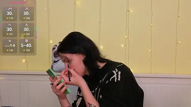 LatinaHuguenin online show from 01-13-26, 07:12