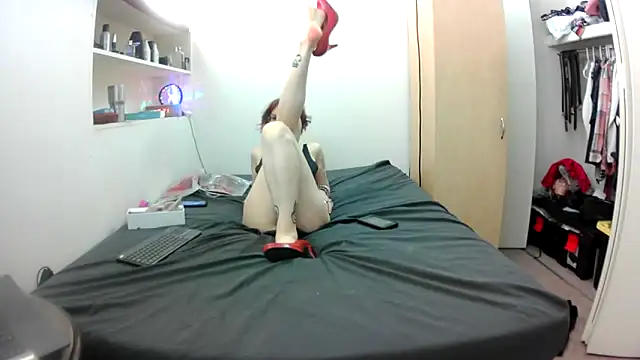 Snapshot of Empress_Lilith chatting on 05-21-26, 03:20 Empress Lilith online show from 05-21-26, 03:20