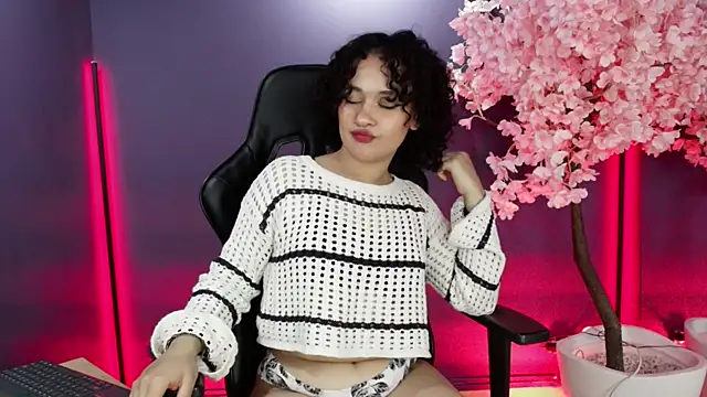  sarahRose online show from 11-14-25, 12:20