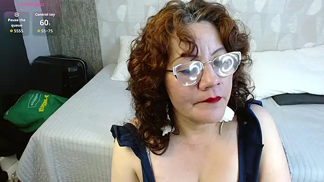 Rosalie Durand online show from 01-07-26, 08:03