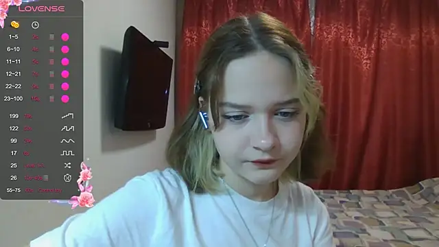 Snapshot of AlissaGerardo chatting on 11-16-25, 12:10 AlissaGerardo online show from 11-16-25, 12:10