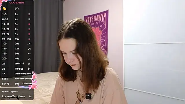 Snapshot of AlissaGerardo chatting on 05-06-26, 01:04 AlissaGerardo online show from 05-06-26, 01:04