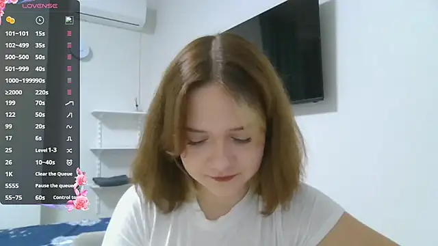 Snapshot of AlissaGerardo chatting on 11-18-25, 12:19 AlissaGerardo online show from 11-18-25, 12:19