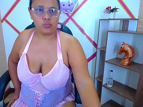 Salome Jamess online show from 11-09-25, 02:59