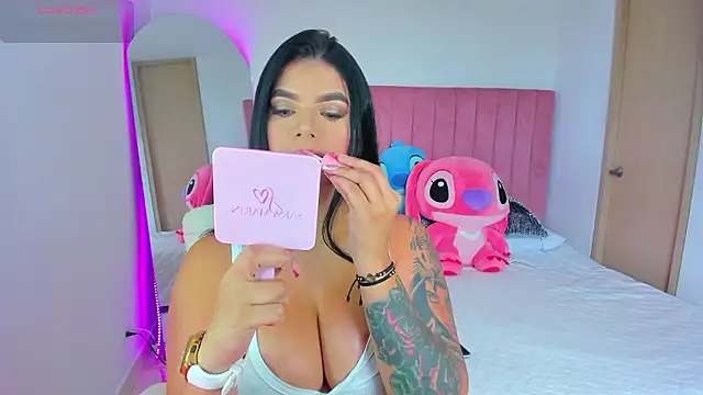 Janettcruz online show from 02-18-26, 07:32