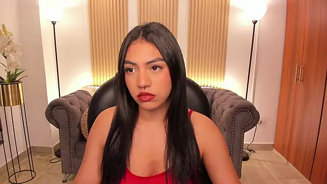 Snapshot of emma_connor1 chatting on 05-23-26, 05:39 emma connor1 online show from 05-23-26, 05:39