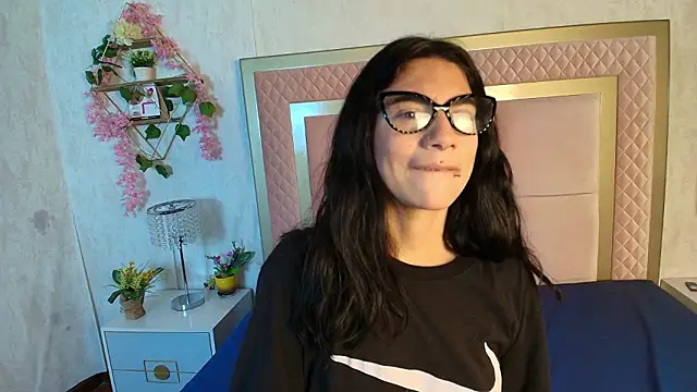 Madhison 5 online show from 02-18-26, 12:34