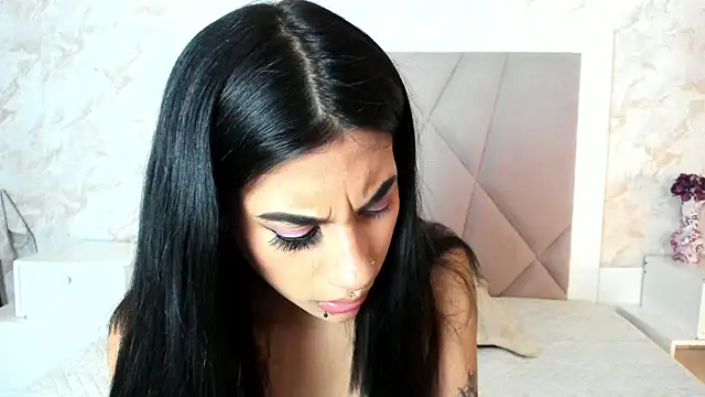 Madhison 5 online show from 12-22-25, 08:31