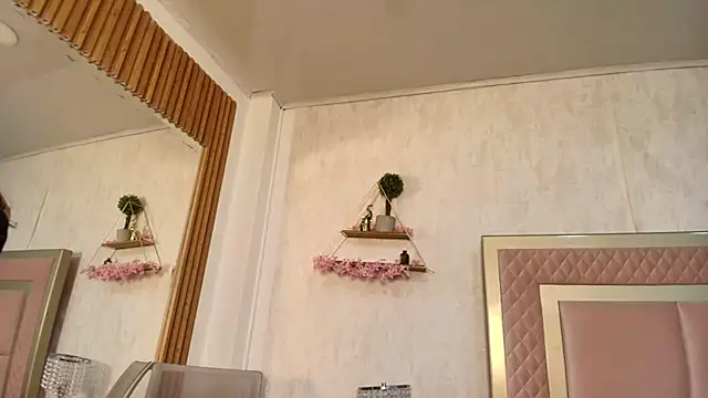 Madhison 5 online show from 02-26-26, 12:05