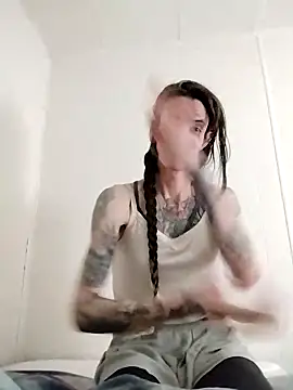 Snapshot of Applecandy3 chatting on 11-07-25, 01:10 Applecandy3 online show from 11-07-25, 01:10