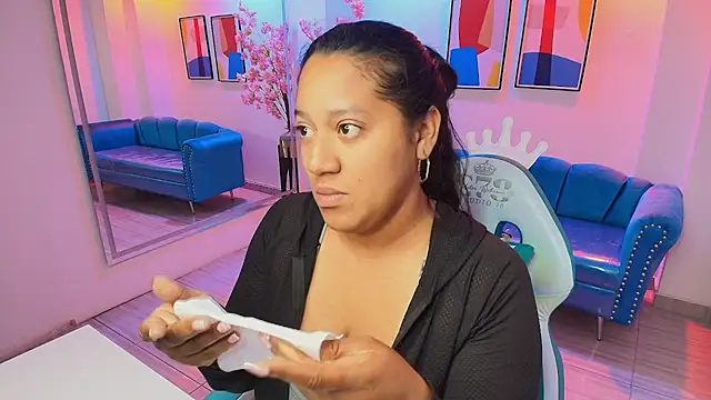 Alondra gomexxx online show from 11-30-25, 03:29