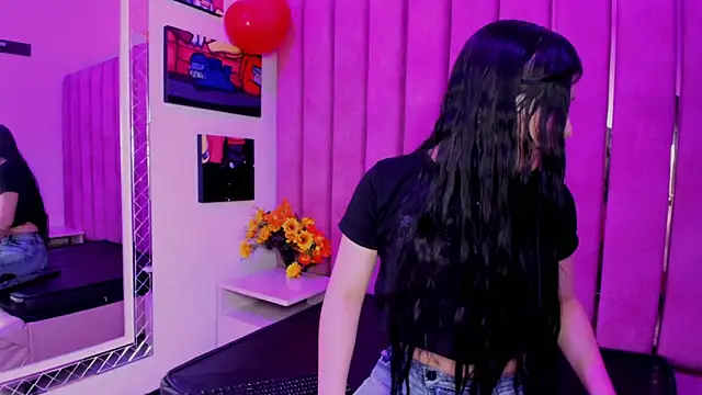 Victoria 14 online show from 02-20-26, 03:14