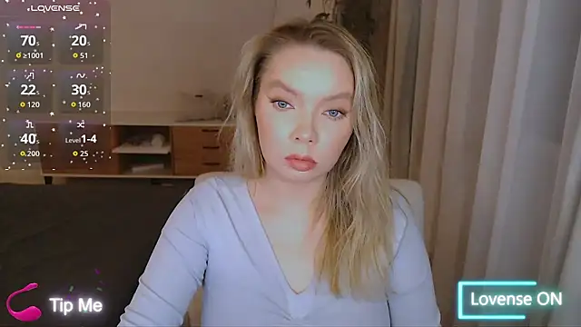 Snapshot of PolinaXXXXJones chatting on 02-09-26, 06:39 PolinaXXXXJones online show from 02-09-26, 06:39