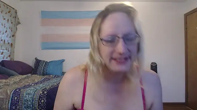 Snapshot of Savanah_Banana_ chatting on 05-31-26, 10:32 Savanah Banana online show from 05-31-26, 10:32
