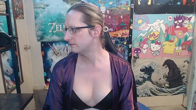 Snapshot of Savanah_Banana_ chatting on 05-13-26, 09:27 Savanah Banana online show from 05-13-26, 09:27