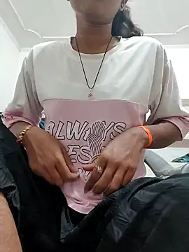 Isha kumari 69 online show from 02-22-26, 04:19