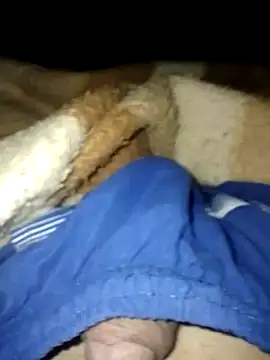 Snapshot of Azo3zgju chatting on 11-15-25, 02:04 Azo3zgju online show from 11-15-25, 02:04