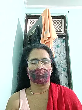 Snapshot of sanjana077 chatting on 02-08-26, 01:36 sanjana077 online show from 02-08-26, 01:36