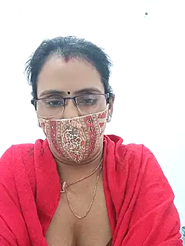 Snapshot of sanjana077 chatting on 02-24-26, 05:58 sanjana077 online show from 02-24-26, 05:58