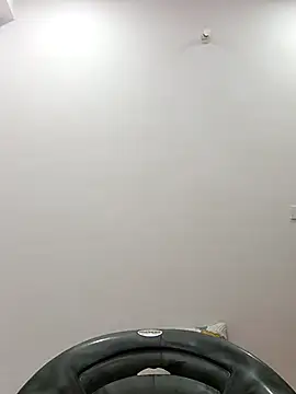 sanjana077 online show from 04-10-26, 12:34