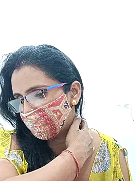 sanjana077 online show from 03-19-26, 10:32