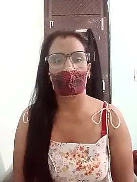 sanjana077 online show from 11-19-25, 06:24