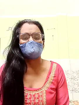 sanjana077 online show from 11-12-25, 07:23