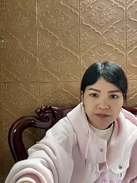 Snapshot of Beolulu chatting on 01-16-26, 03:27 Beolulu online show from 01-16-26, 03:27