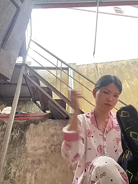 Snapshot of Beolulu chatting on 02-24-26, 02:01 Beolulu online show from 02-24-26, 02:01