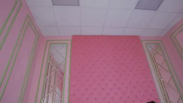 Ruby de Cherry online show from 02-06-26, 12:12