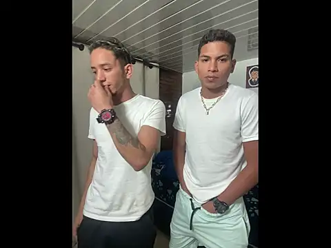 Mike and Rayan online show from 11-18-25, 03:54