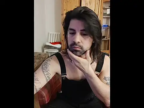 CharlyHemax online show from 11-13-25, 05:17