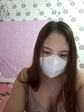 Snapshot of linh-xinh18 chatting on 11-18-25, 06:17 linh-xinh18 online show from 11-18-25, 06:17