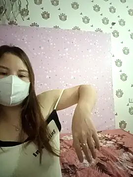 Snapshot of linh-xinh18 chatting on 11-19-25, 06:13 linh-xinh18 online show from 11-19-25, 06:13