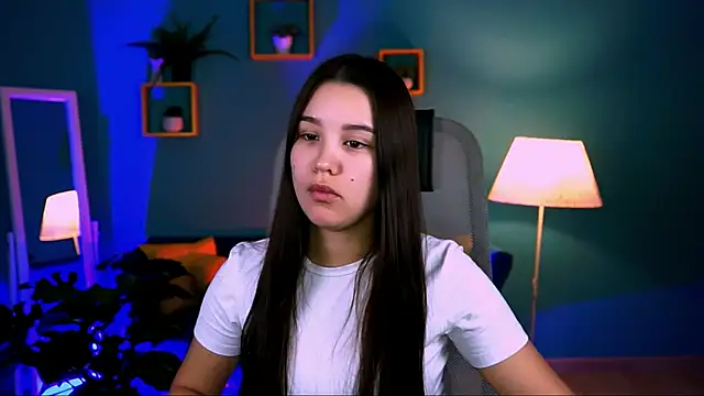 AnnaGarcias  online show from 11-12-25, 09:02