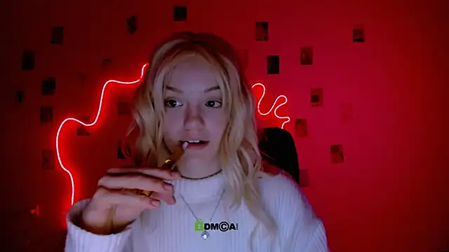 mia starrr  online show from 02-08-26, 08:17