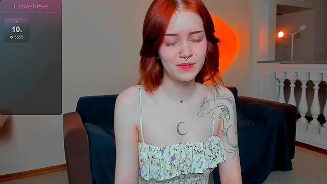 Snapshot of alice_with_freckles chatting on 05-16-26, 06:01 alice with freckles online show from 05-16-26, 06:01