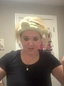 sexidollxoxo online show from 11-05-25, 12:08