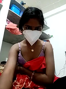 Snapshot of V_HOT_SEXY chatting on 11-07-25, 10:31 V HOT SEXY online show from 11-07-25, 10:31