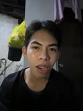 Urhotsilverboy online show from 03-20-26, 07:26