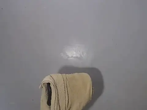 Urhotsilverboy online show from 04-14-26, 06:02